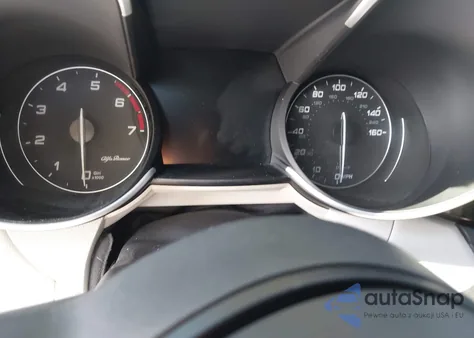 2021 Alfa Romeo Giulia Ti Sport Awd z USA, uszkodzony, nr VIN ZARFANBN5M7643010